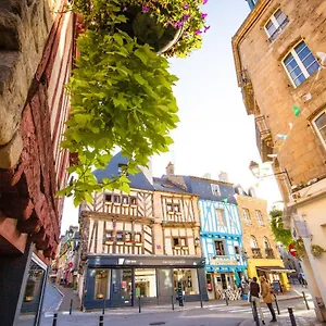 Mamzelle Toutapié, Quartier Historique De Proche Gare Vannes